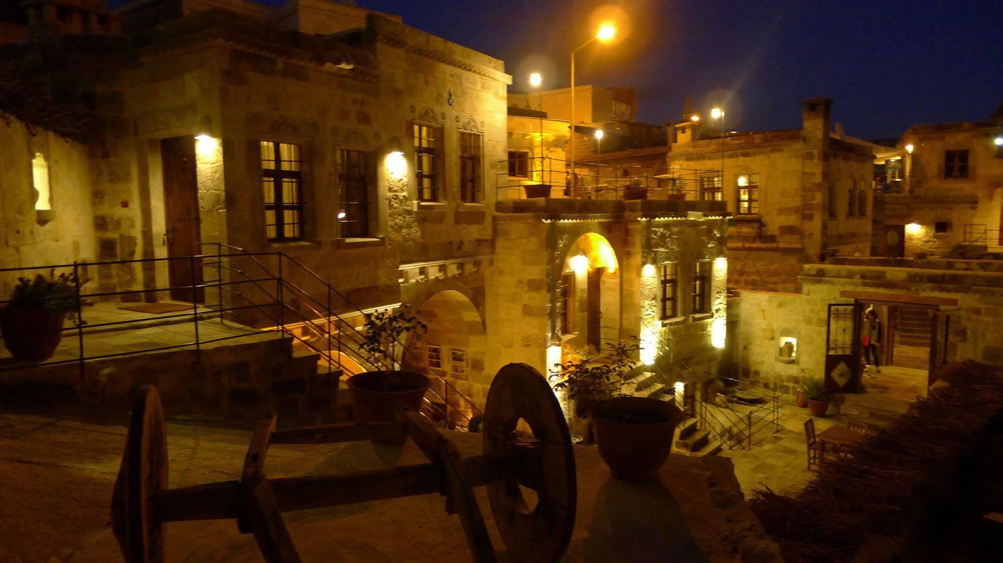 King Cave Hotel By Traveller'S Гьореме Екстер'єр фото